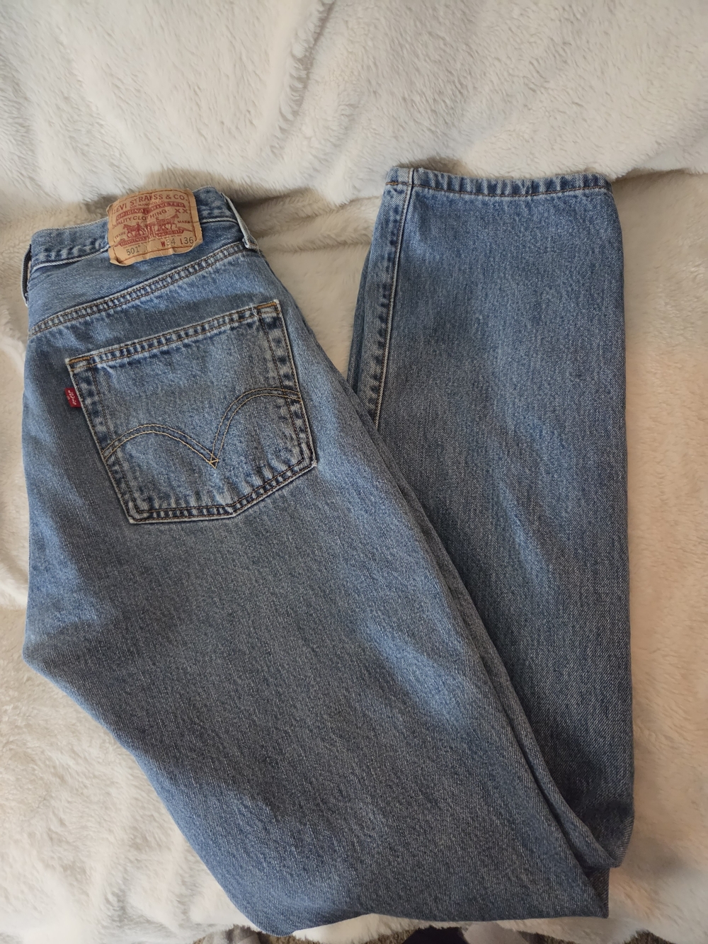 Levis- #501 Mens (Vintage jeans) Button down fly